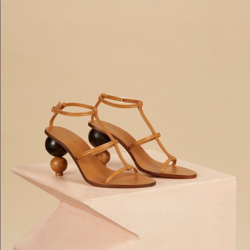 Cult Gaia Eden Sandals in Cognac size 36